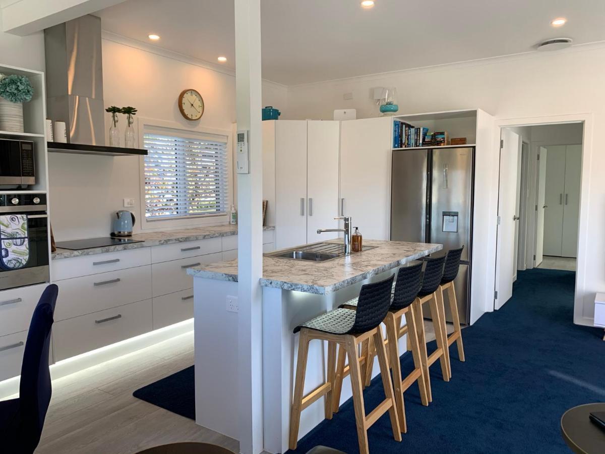 Coromandel Town Harbourside Cottage Luxury Accommodation Bagian luar foto
